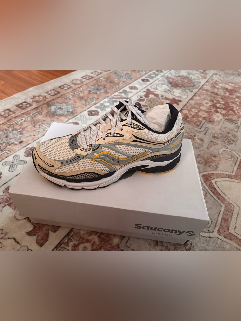 Saucony Men’s Athletic Shoe - Cream, Gray & Yellow Accents